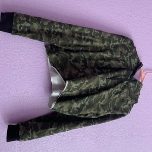 Camo sweater crop